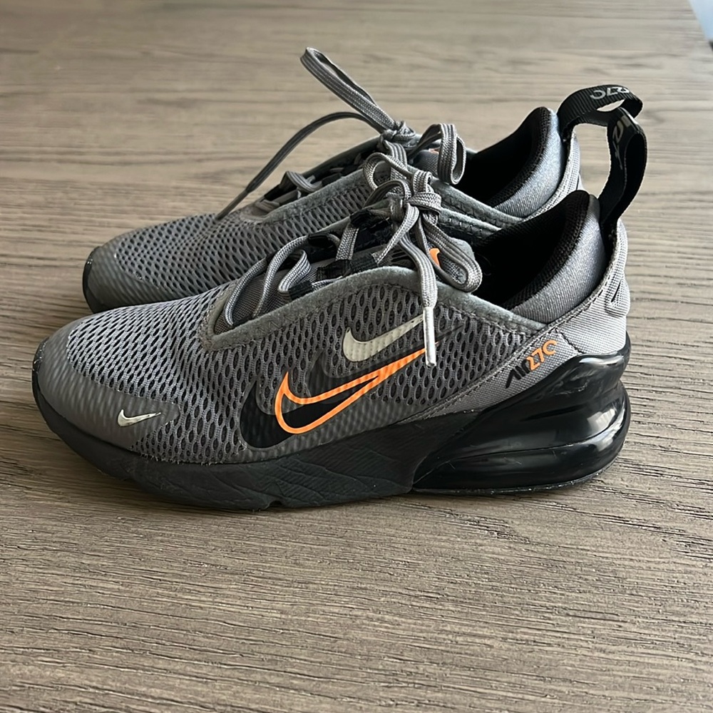 Boys Nike Air 270